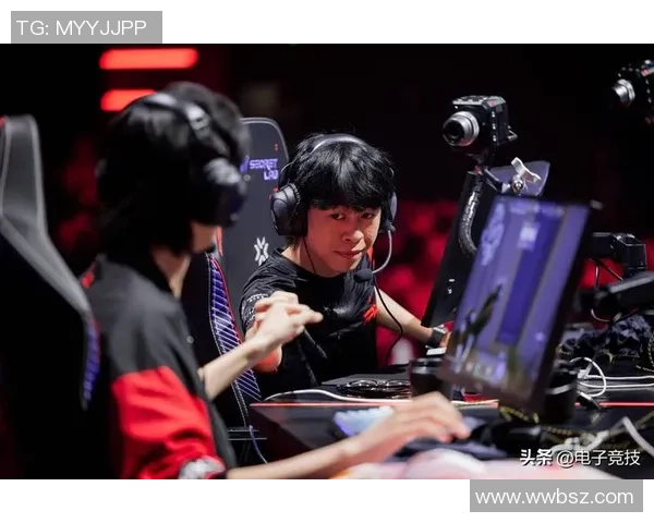 世界大师赛积分榜：FPX以61分领跑